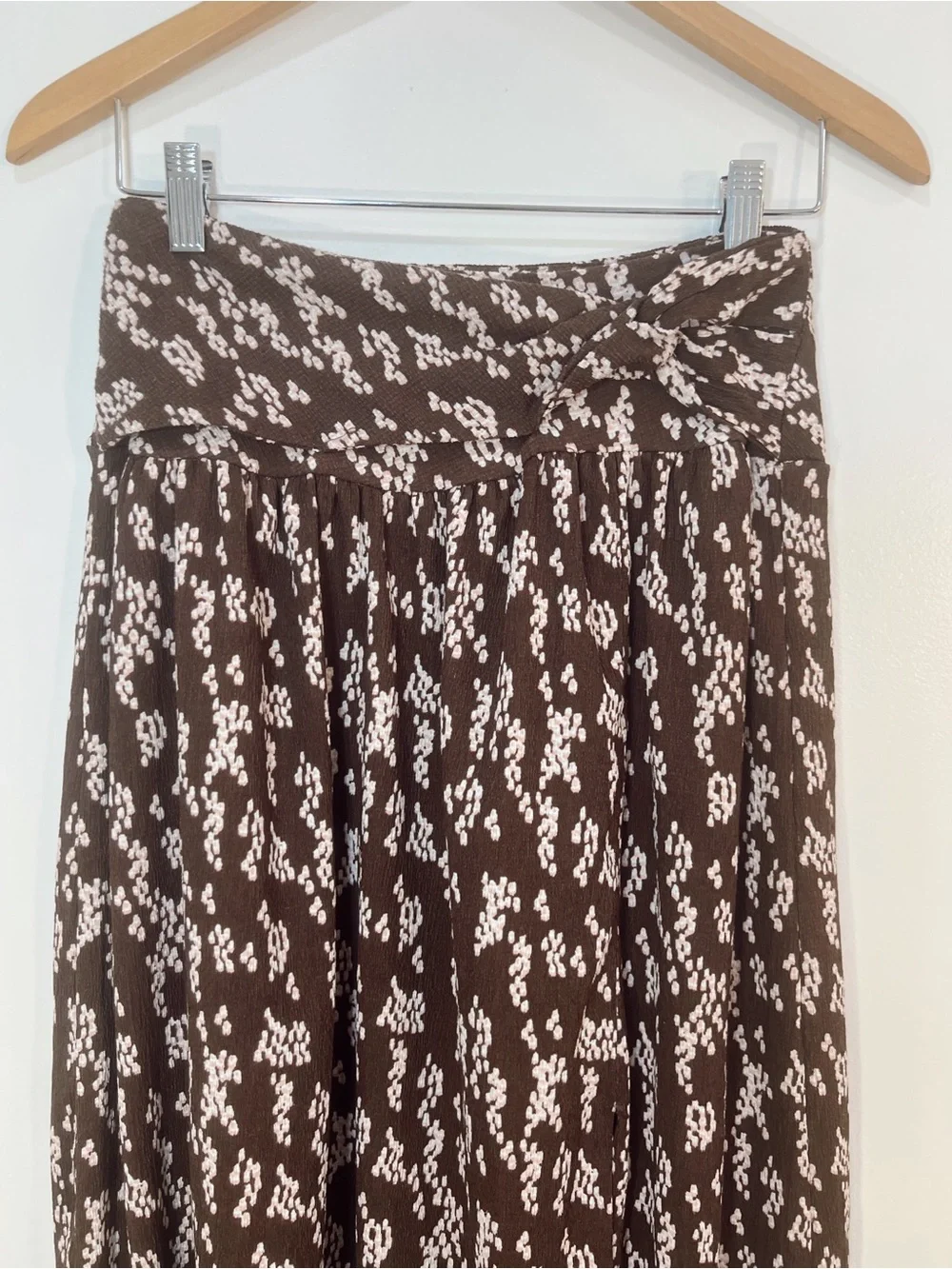 Anthropologie‎ Twist Front Midi Skirt